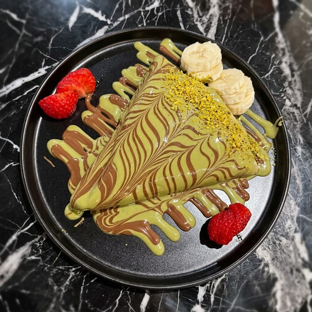 Pistachio Crêpe.